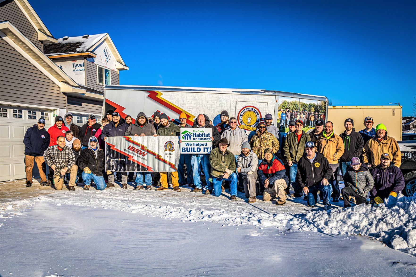 Whole group electricians.jpg